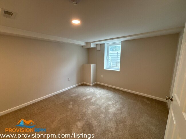 Building Photo - 1832 Ridgewick Rd