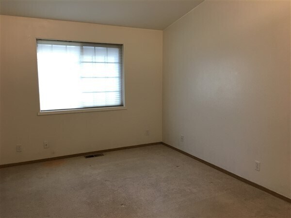 Building Photo - 2318-2320 SW 29th St