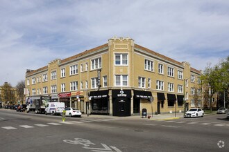 Building Photo - Avers & Lawrence