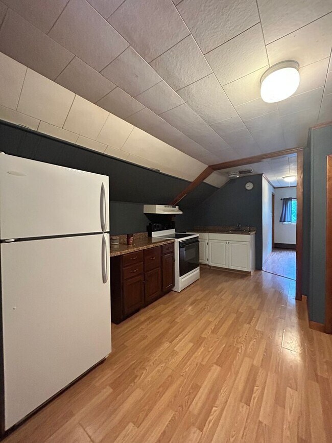 Building Photo - 5361 N South Rd Brantingham NY