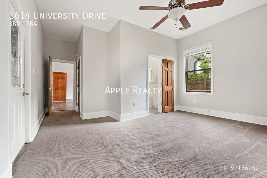 Building Photo - 1614 University Dr