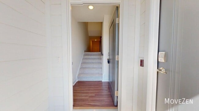 Building Photo - 104 Ailey Brook Way