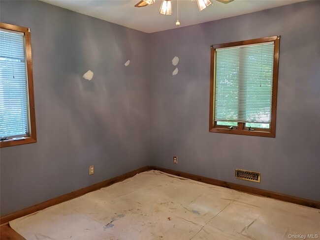 Building Photo - 30 Jervis Ave