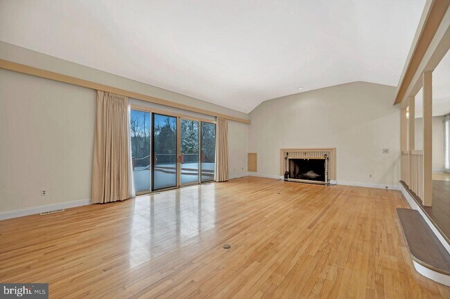 Building Photo - 97 Hardy Dr