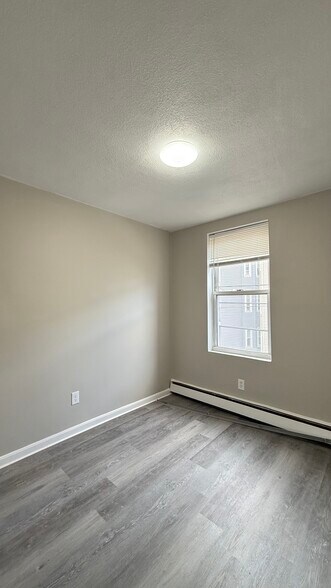 Building Photo - 69 Shawmut St