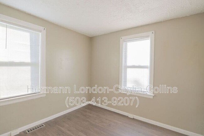 Building Photo - 5733 Albia Terrace