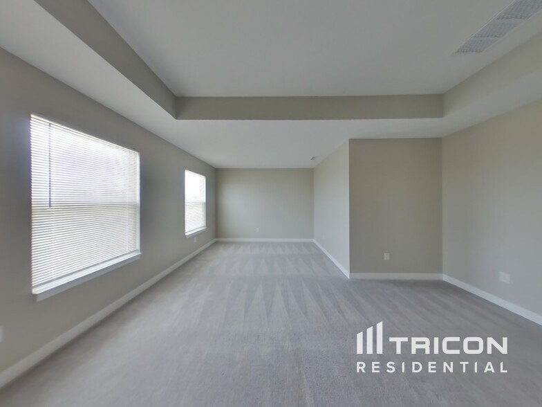 Building Photo - 4883 Morenci Ct