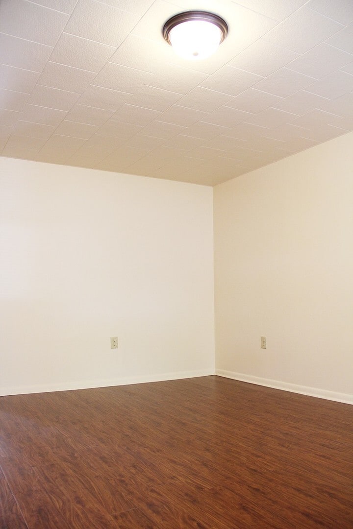 Building Photo - 365 St Paul St