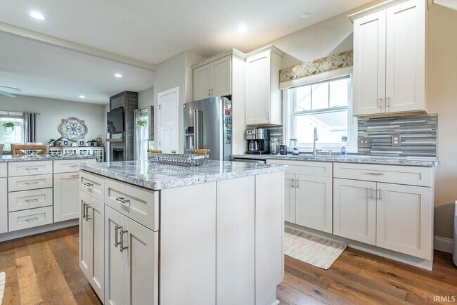 Building Photo - 4297 S Windmill Ln