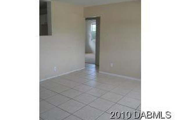 Building Photo - 53 River Dr