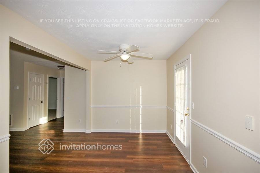 Building Photo - 10 Raven Ct