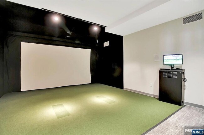 Building Photo - 9 Ave at Port Imperial