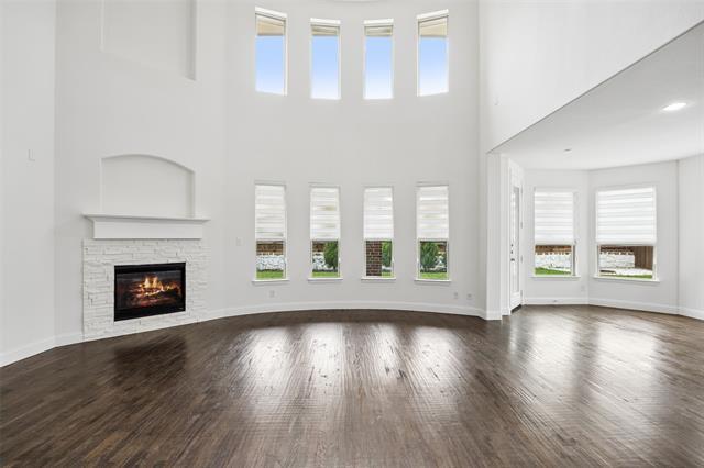 Building Photo - 1165 Clearwater Dr