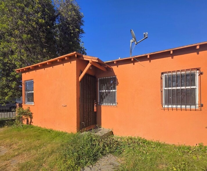 Building Photo - 624 W Magnolia St