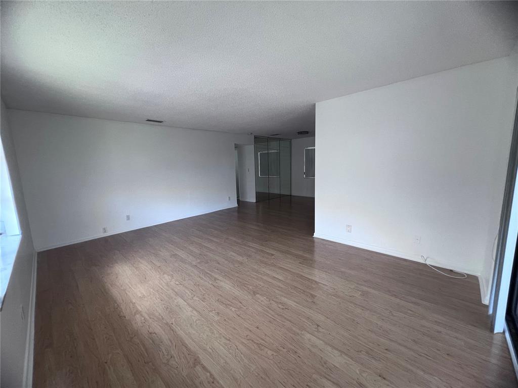 Building Photo - 2430 SW 81st Ave