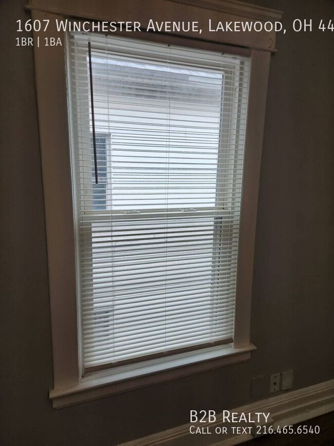 Building Photo - 1607 Winchester Ave