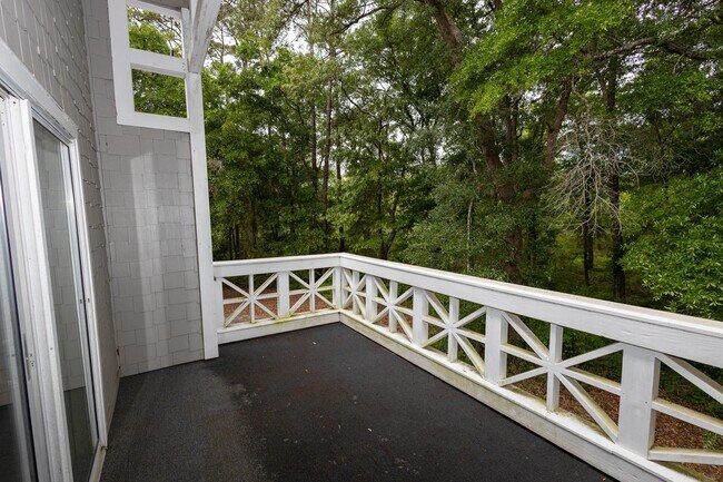 Building Photo - 1473 S Mariners Pointe