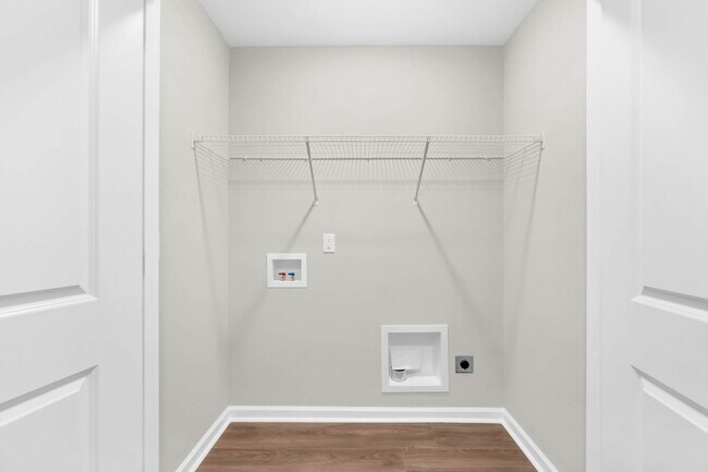 Building Photo - 420 S 2nd St