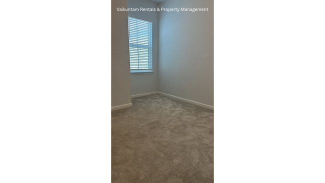 Building Photo - 36 Fieldfare Ln