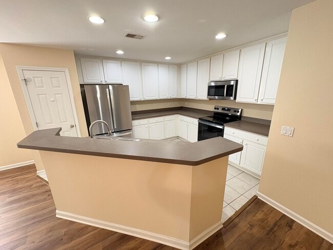 Building Photo - WELCOME TO MILLCREEK(CYPRESS RIDGE)