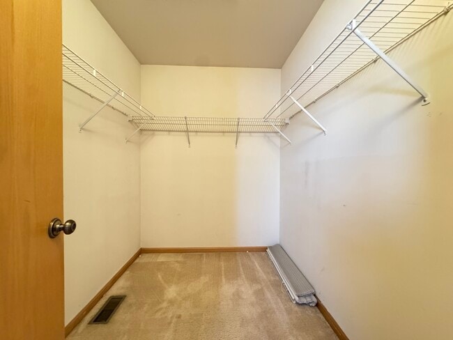 Building Photo - 1606 Donegal Dr