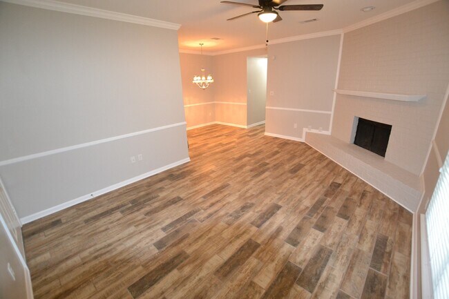 Building Photo - 5157 Cumberland Cove Dr