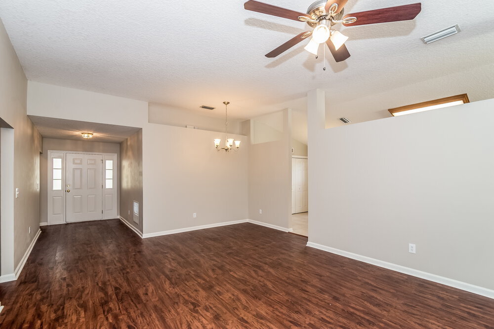 Building Photo - 12561 Brahma Bull Cir W