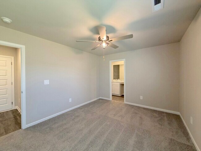 Building Photo - 107 Olde Hearth Rd