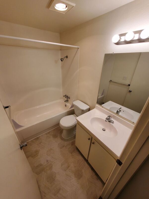 Building Photo - 445 Senate St NW