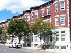 Building Photo - 61 Brighton Ave