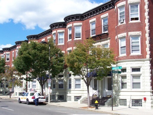 Building Photo - 73 Brighton Ave