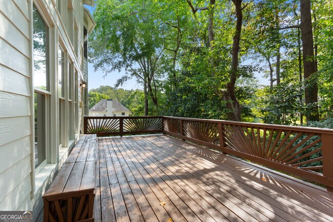 Building Photo - 2456 Tyne Terrace SE