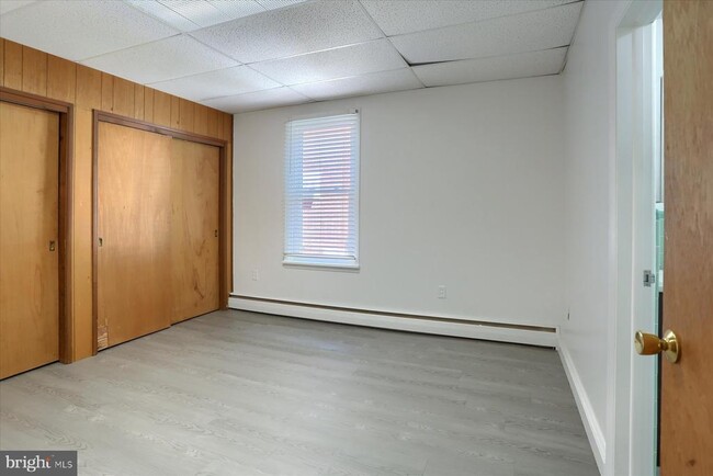 Building Photo - 307 Linden Ave