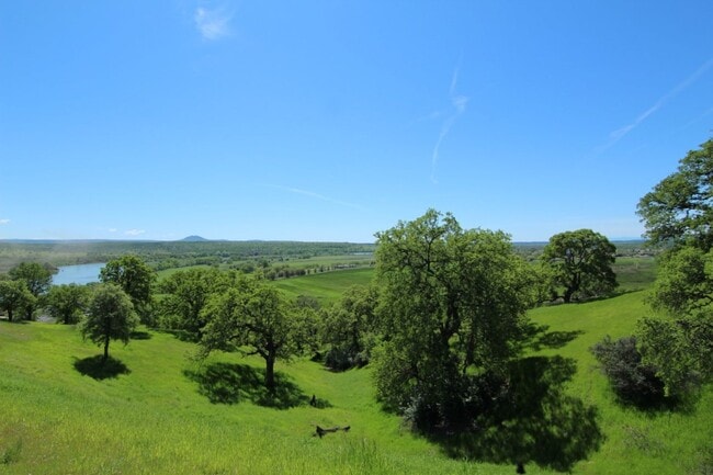 Building Photo - Lake California Home for Rent | Gated Community, Lake Access, Pool & Tennis Courts