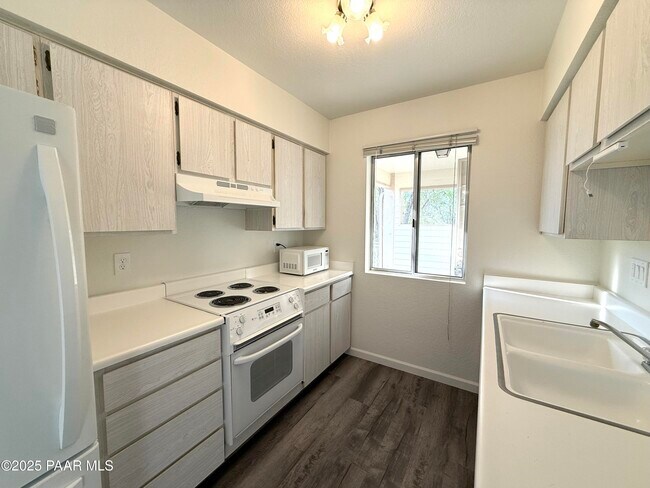 Building Photo - 3168 Dome Rock Pl