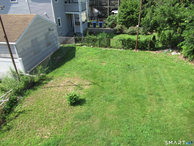 Building Photo - 81 Jetland St