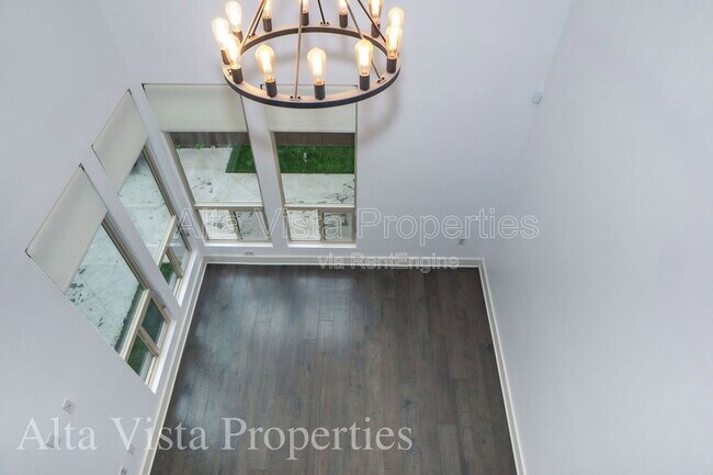 Building Photo - 2549 Aperture Cir