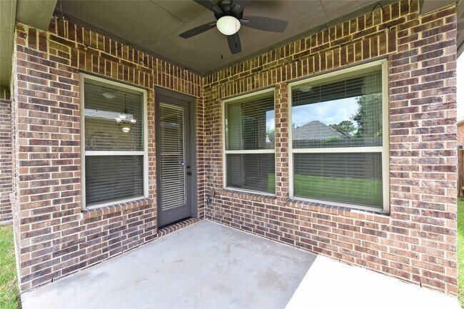 Building Photo - 13117 Stoneleigh Terrace Dr