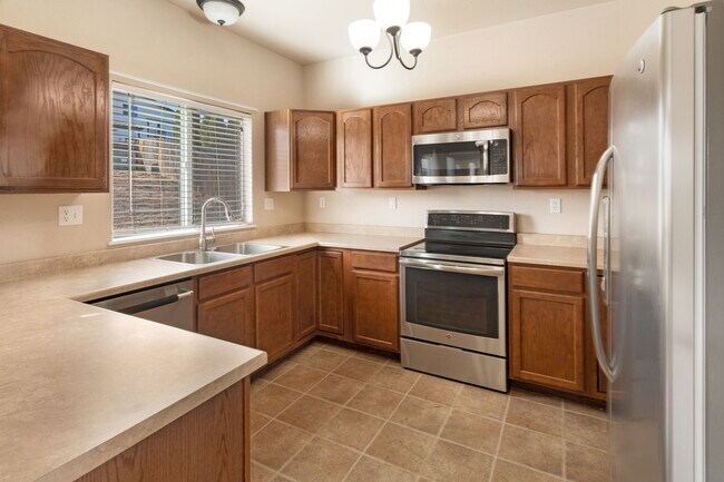 Building Photo - 9234 Red Fern Ln