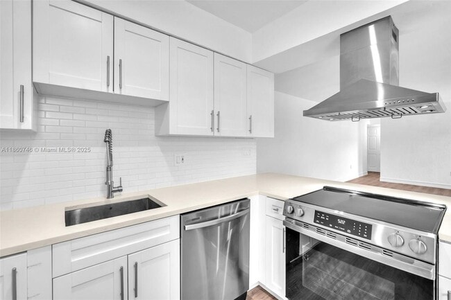 Building Photo - 3265 Virginia St