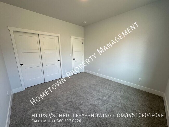 Building Photo - 2629 43rd Ln SE