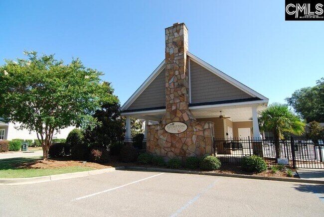 Building Photo - 302 Hampton Forest Drive