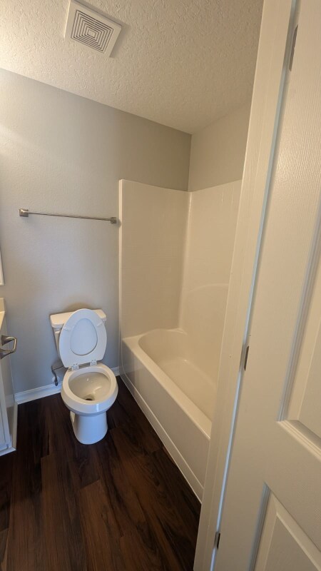 Building Photo - 2241 Burlington St