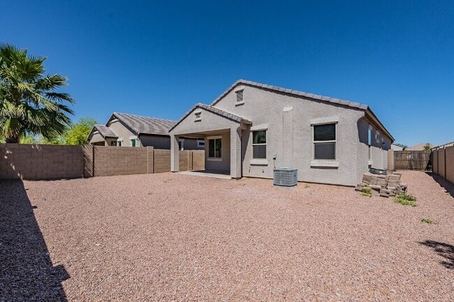 Building Photo - 41391 W Williams Way