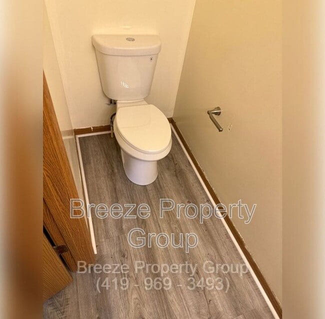 Building Photo - 2808 Benford Ln
