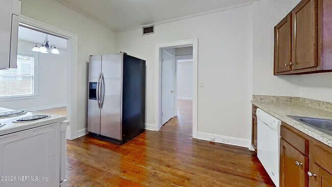 Building Photo - 1651 Flagler Ave