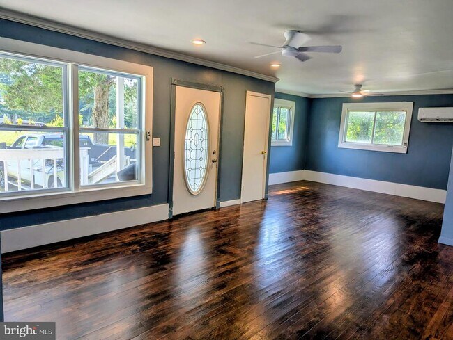 Building Photo - 2225 Williams Dr