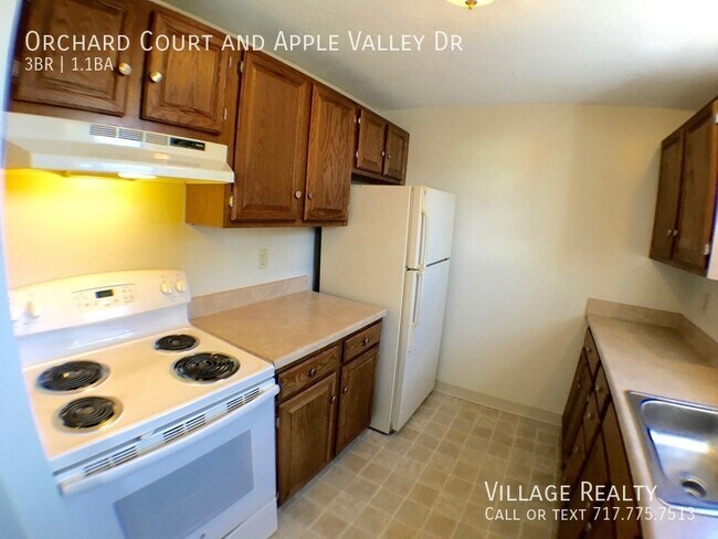 Building Photo - 214 Orchard Ct