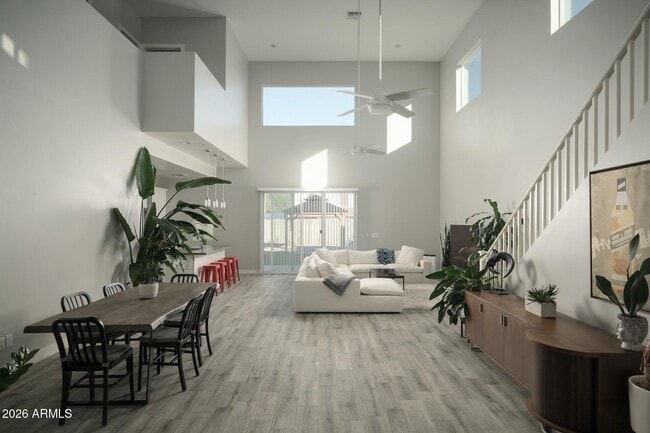 Building Photo - 2821 N 28th Pl