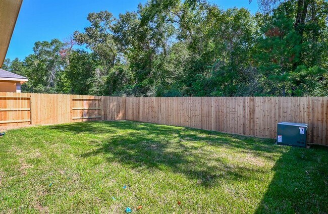 Building Photo - 27638 Mesabe Dr